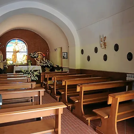 Oasi Madre Della Pace Bed & Breakfast 2*