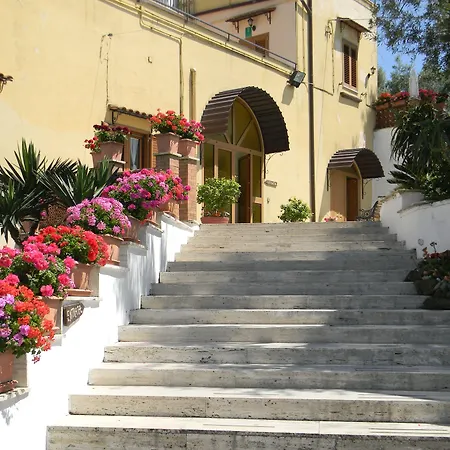 Oasi Madre Della Pace 4* Sorrento