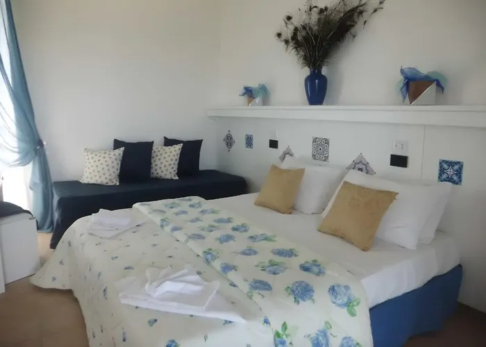 Oasi Madre Della Pace 4* Сорренто