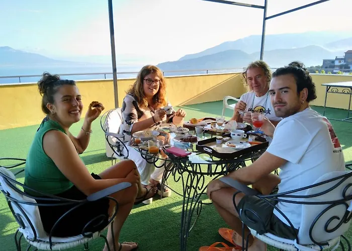 오아시 마드레 델라 페이스 4*