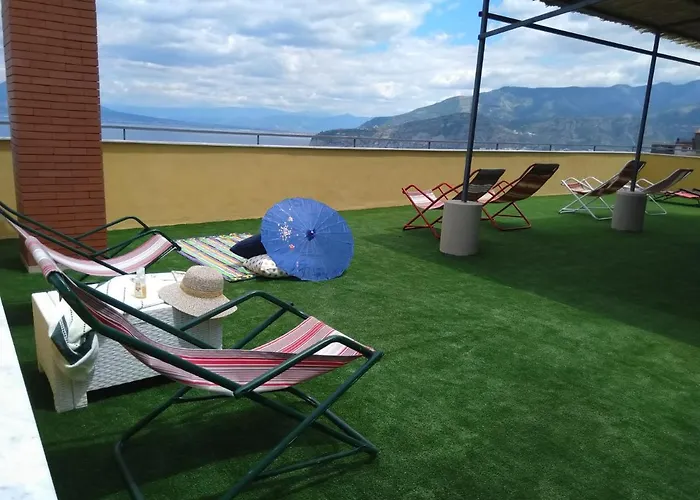 오아시 마드레 델라 페이스 4*